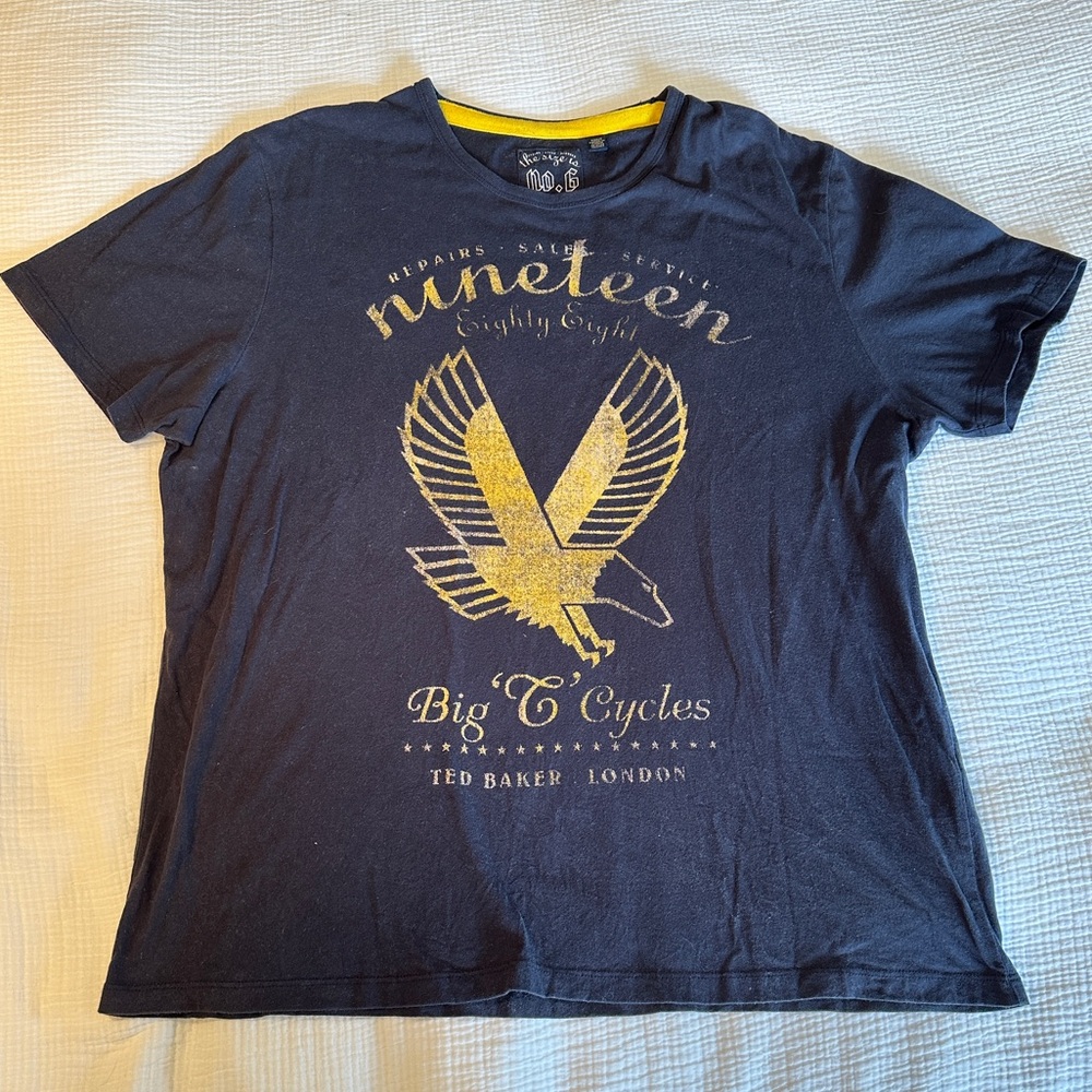 Ted Baker Men’s Navy & Yellow T-shirt Size 6 (XL)